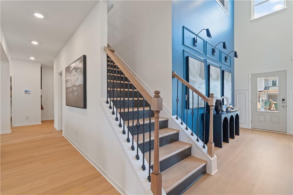5 bedroom, 5 bathroom, 3,674 sq ft single family residence for sale at 128 Compass Road, Hampton, GA 30228 — photo 8