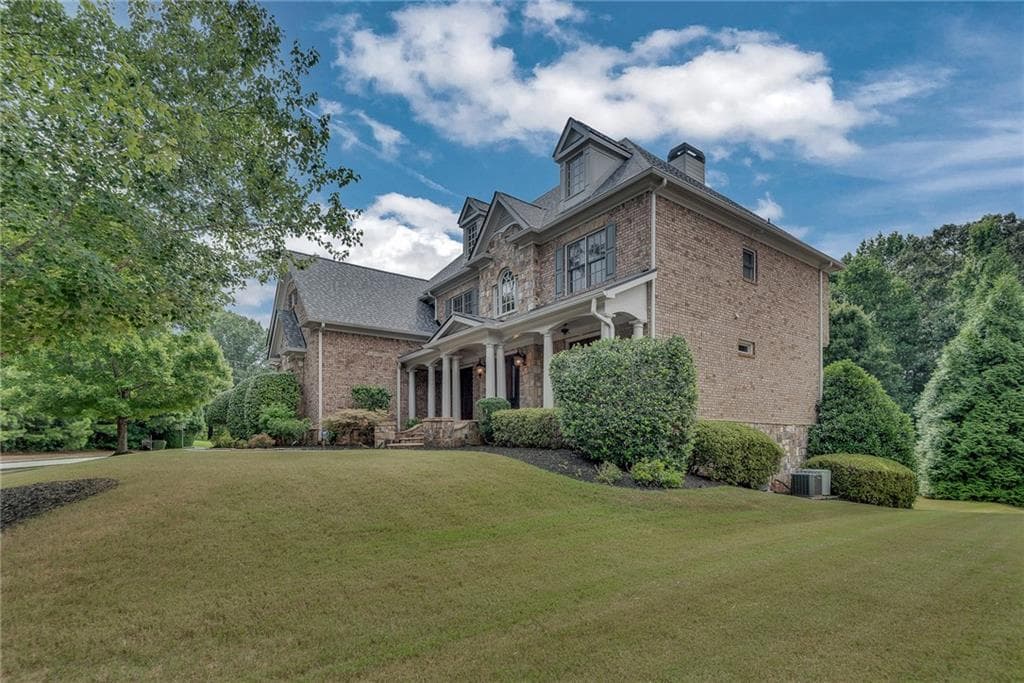 5 bedroom, 5 bathroom, 5,063 sq ft single family residence for rent at 3924 Sweat Creek Run, Marietta, GA 30062 for $5,500 a month — photo 5