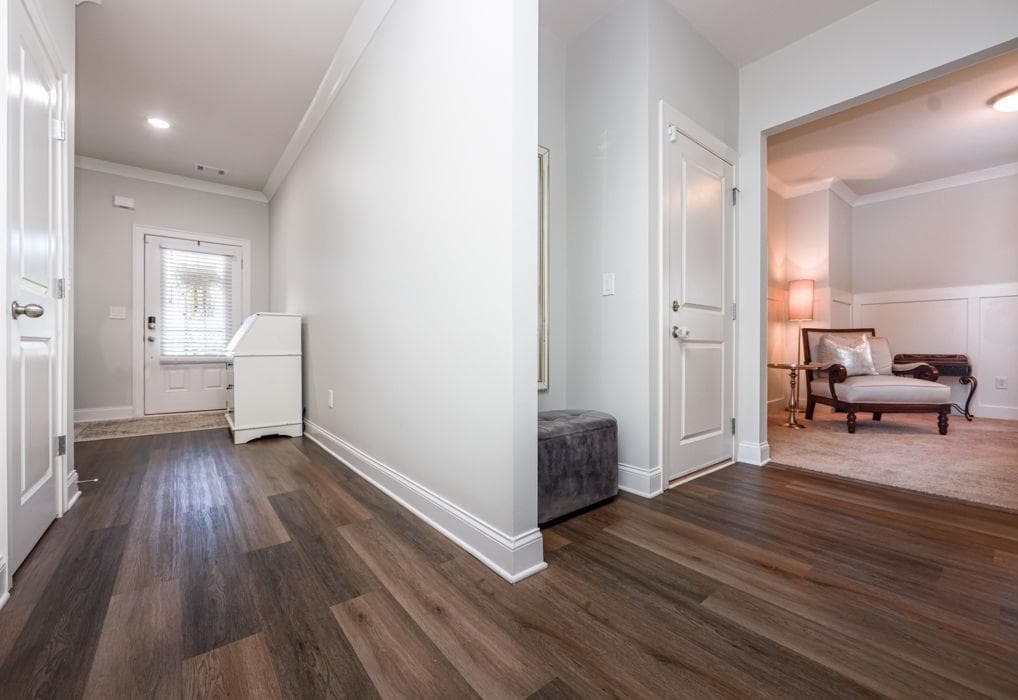 3 bedroom, 2 bathroom, 2,001 sq ft single family residence for sale at 3635 Summerpoint Crossing, Cumming, GA 30028 — photo 6