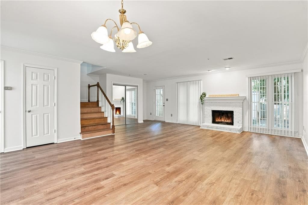2 bedroom, 3 bathroom, 1,698 sq ft townhouse under contract at 599 Saint James Walk, Marietta, GA 30067 — photo 5