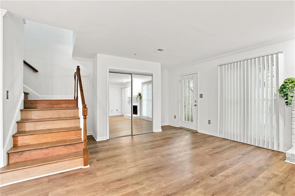 2 bedroom, 3 bathroom, 1,698 sq ft townhouse under contract at 599 Saint James Walk, Marietta, GA 30067 — photo 7