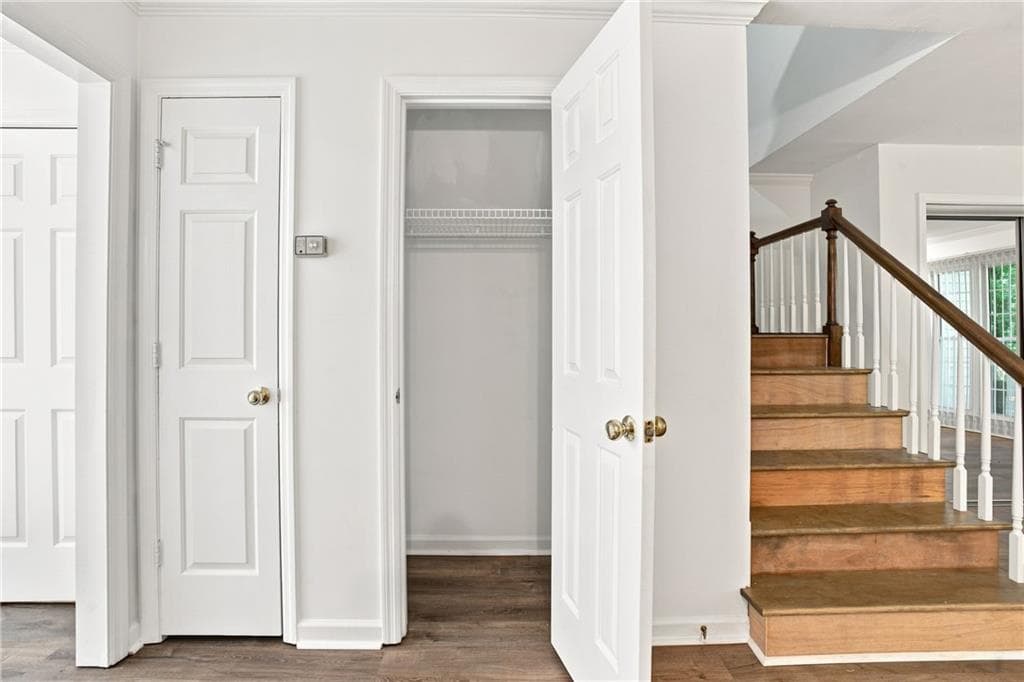 2 bedroom, 3 bathroom, 1,698 sq ft townhouse under contract at 599 Saint James Walk, Marietta, GA 30067 — photo 10