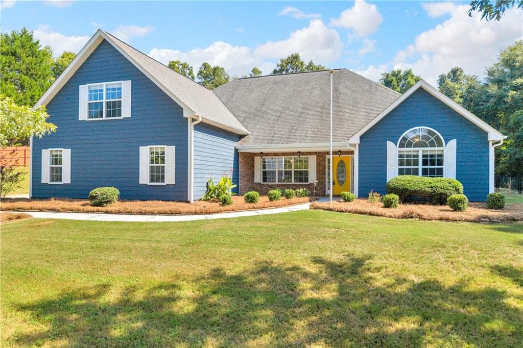 4 bedroom, 3 bathroom, 3,174 sq ft single family residence sold at 2066 Pheasant Run Drive, Mcdonough, GA 30252