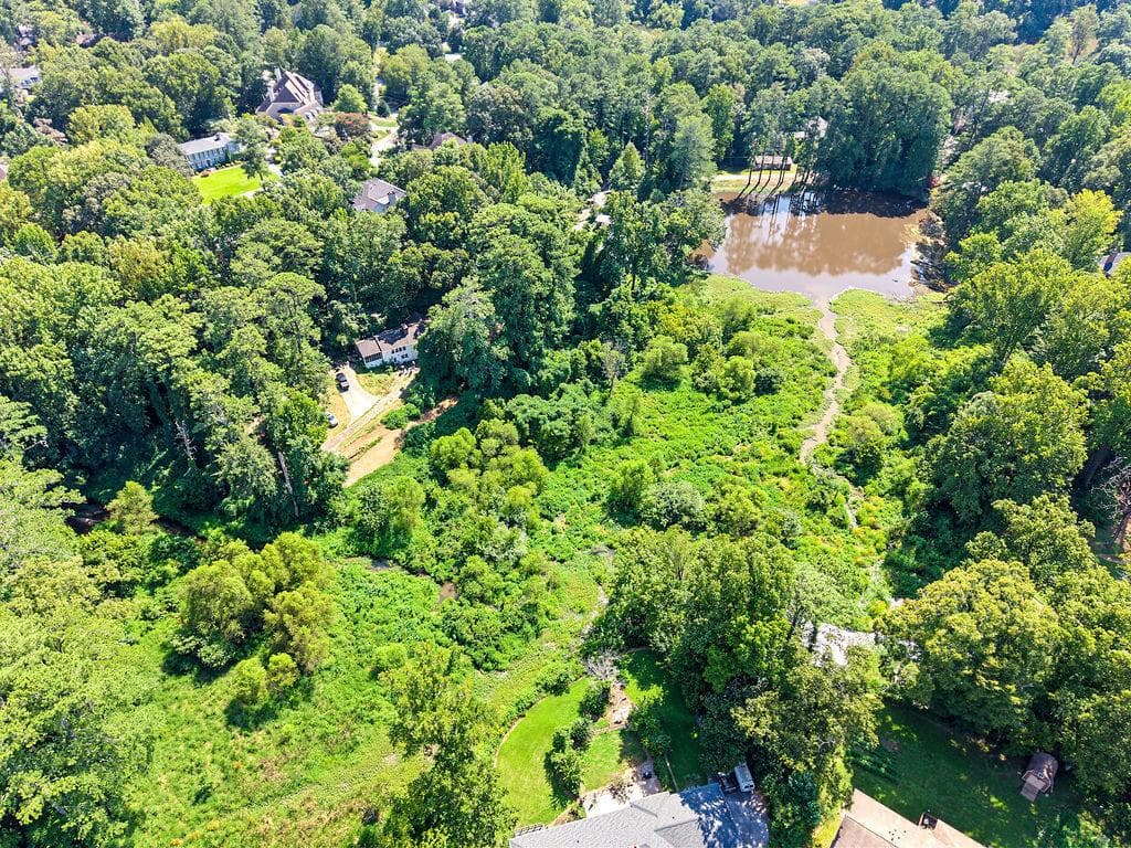 2 bedroom, 2 bathroom, 1,680 sq ft single family residence for sale at 3969 Briarcliff Road, Atlanta, GA 30345 — photo 5