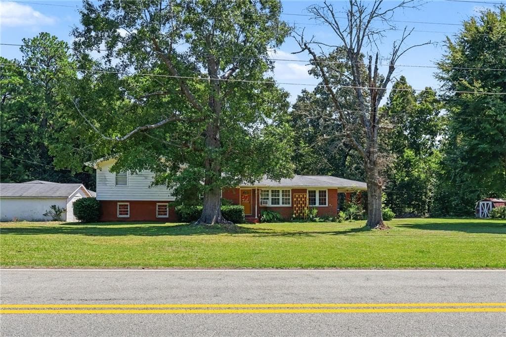 4 bedroom, 2 bathroom, 2,286 sq ft single family residence for sale at 4490 Mason Creek Road, Winston, GA 30187 — photo 2
