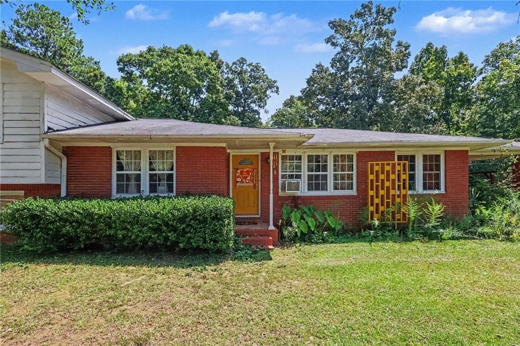 4 bedroom, 2 bathroom, 2,286 sq ft single family residence for sale at 4490 Mason Creek Road, Winston, GA 30187 — photo 6