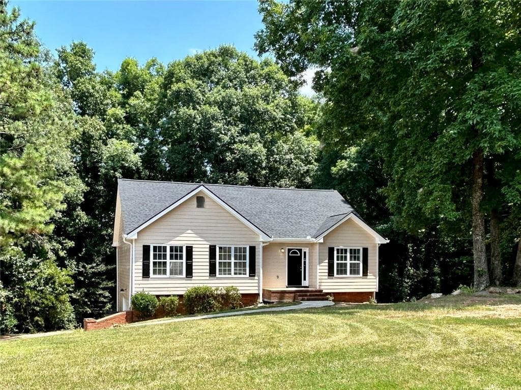 3 bedroom, 2 bathroom, 2,214 sq ft single family residence for sale at 115 Autumn Cove, Covington, GA 30016