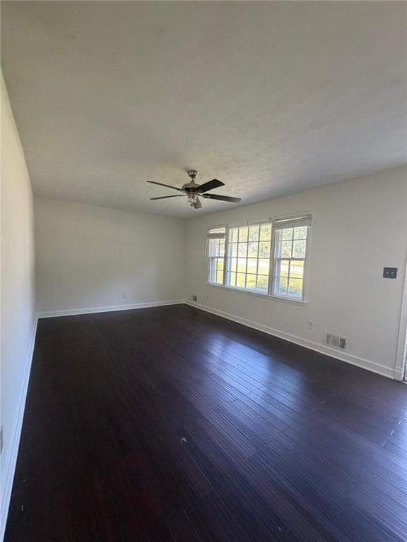 4 bedroom, 3 bathroom, 1,876 sq ft single family residence under contract at 6892 Maddox Road, Morrow, GA 30260 — photo 3
