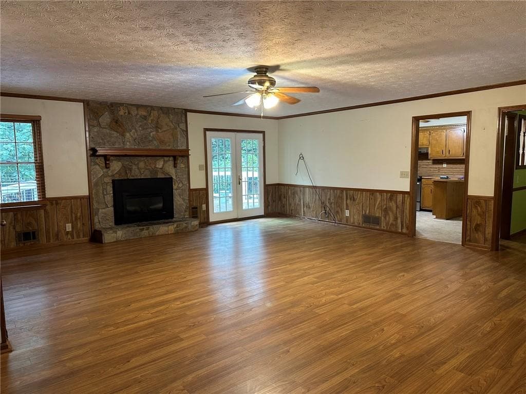 3 bedroom, 2 bathroom, 1,788 sq ft single family residence for sale at 1763 Shadybrook Court, Lawrenceville, GA 30043 — photo 6
