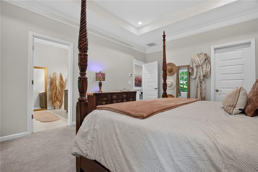 3 bedroom, 3 bathroom, 1,874 sq ft townhouse for sale at 144 Town Walk Drive, Holly Springs, GA 30115 — photo 8