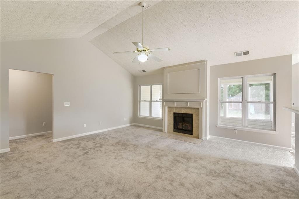 3 bedroom, 2 bathroom, 1,991 sq ft single family residence for sale at 606 Mayfern Trace, Fairburn, GA 30213 — photo 4