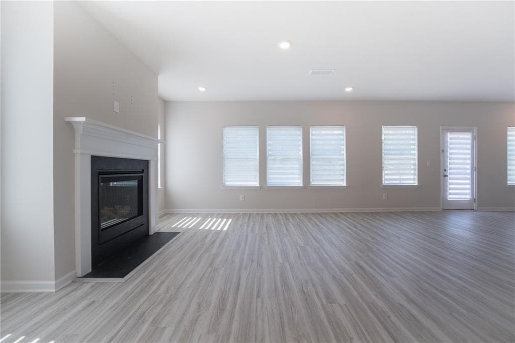 4 bedroom, 3 bathroom, 2,632 sq ft single family residence for sale at 3774 Commodore Court, Buford, GA 30519 — photo 10