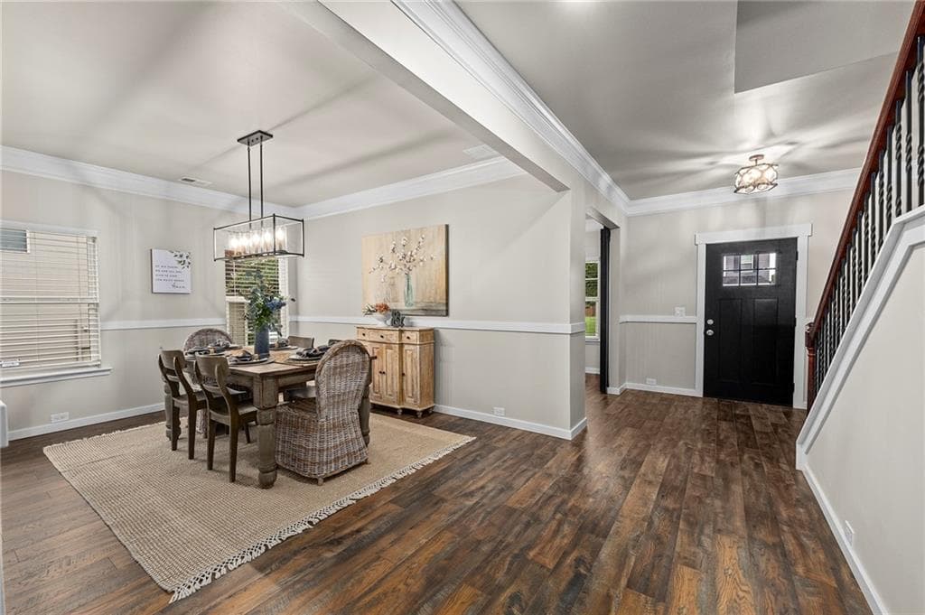 6 bedroom, 4 bathroom, 3,408 sq ft single family residence under contract at 135 Cherokee Reserve Circle, Canton, GA 30115 — photo 7