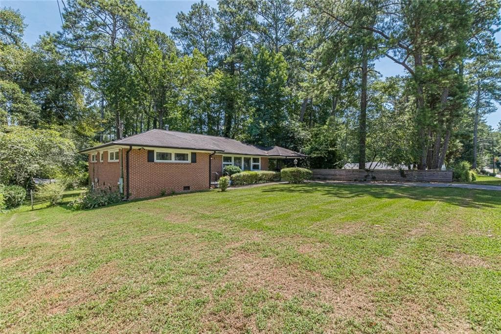 3 bedroom, 2 bathroom, 1,501 sq ft single family residence for sale at 2314 Bryant Drive, Atlanta, GA 30344 — photo 2