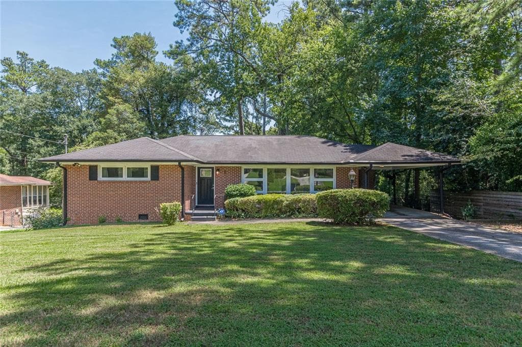 3 bedroom, 2 bathroom, 1,501 sq ft single family residence for sale at 2314 Bryant Drive, Atlanta, GA 30344 — photo 3
