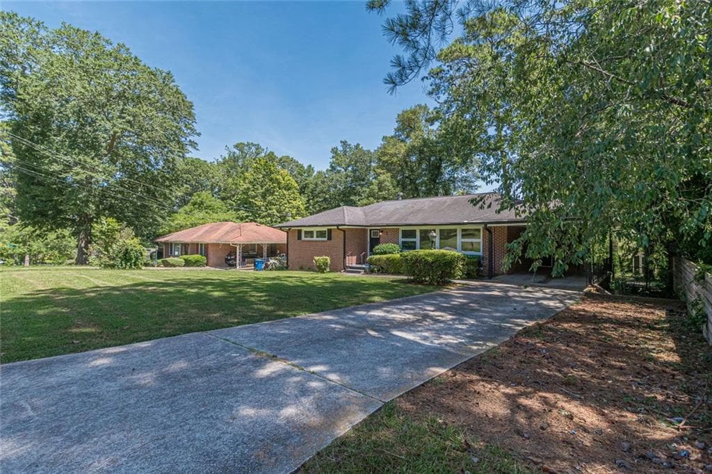 3 bedroom, 2 bathroom, 1,501 sq ft single family residence for sale at 2314 Bryant Drive, Atlanta, GA 30344 — photo 5