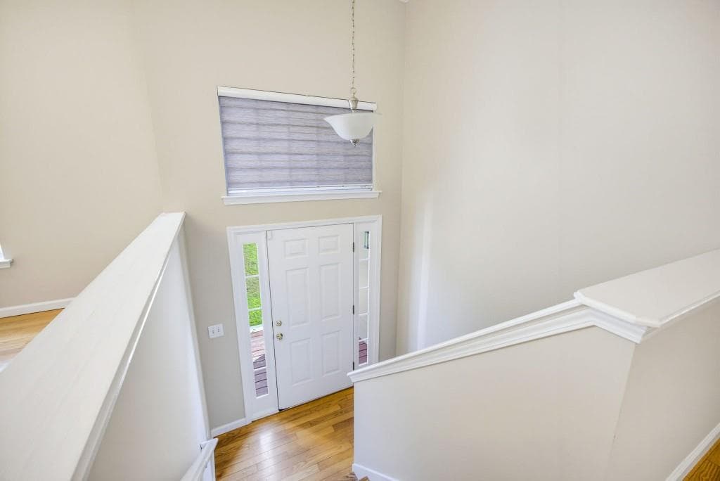 3 bedroom, 2 bathroom, 1,752 sq ft single family residence for sale at 17 Bryan Springs Road, Rome, GA 30165 — photo 4