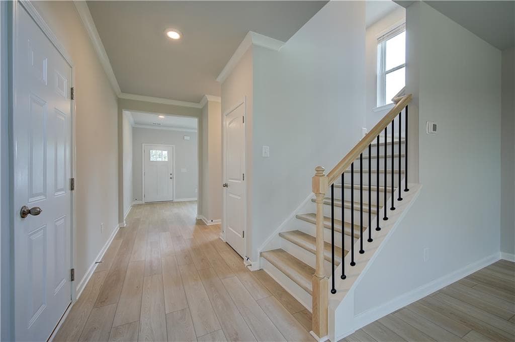 4 bedroom, 4 bathroom, 2,680 sq ft single family residence under contract at 624 Gratton Lane, Mcdonough, GA 30253 — photo 7