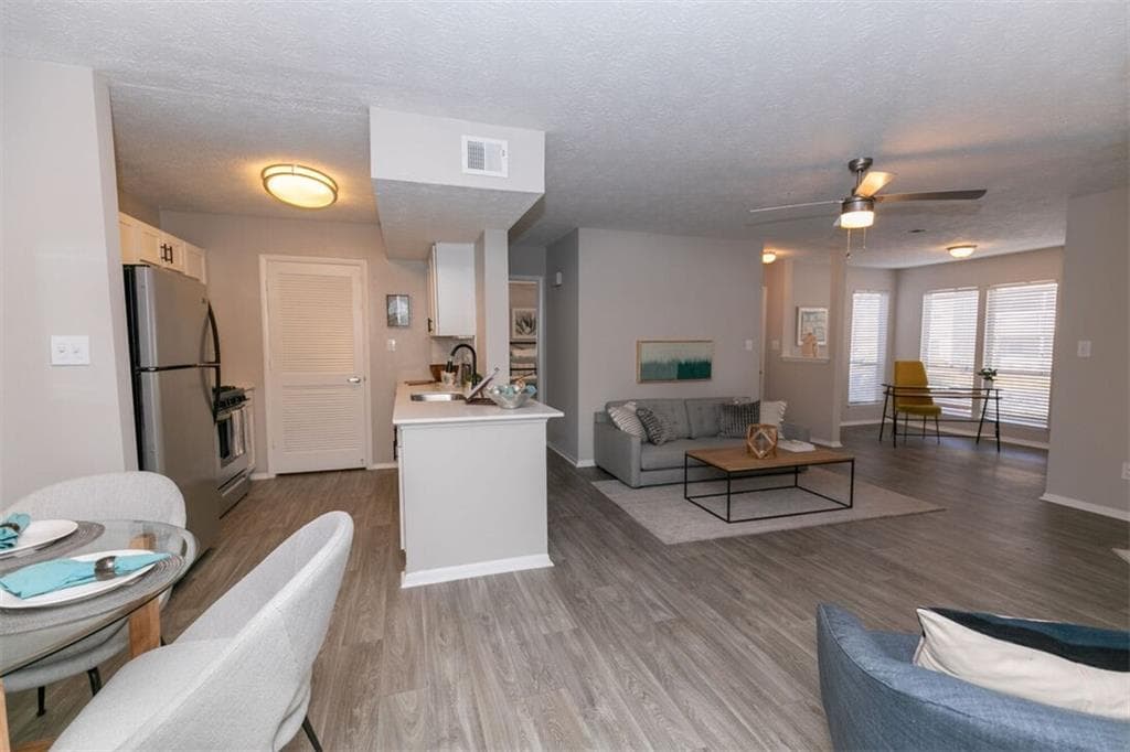 1 bedroom, 1 bathroom, 803 sq ft apartment for rent at 820 Canton Road 01-320, Marietta, GA 30060 for $1,165 a month — photo 5