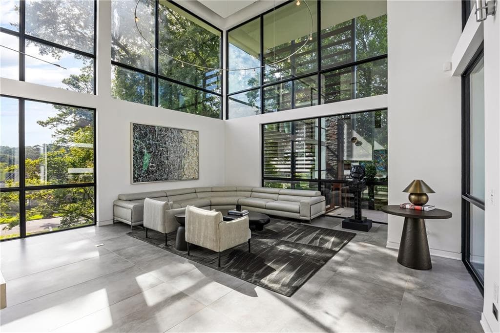 4 bedroom, 5 bathroom, 6,260 sq ft single family residence for sale at 229 Little John Trail, Atlanta, GA 30309 — photo 6