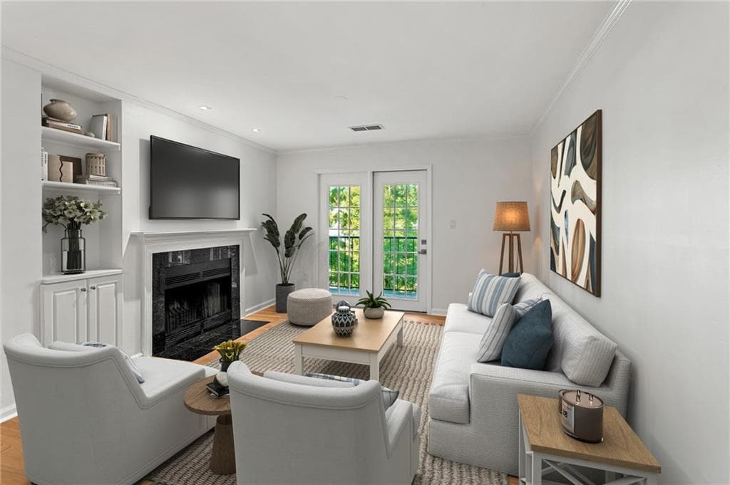 2 bedroom, 2 bathroom, 981 sq ft condominium for sale at 3655 Habersham Road B236, Atlanta, GA 30305 — photo 2