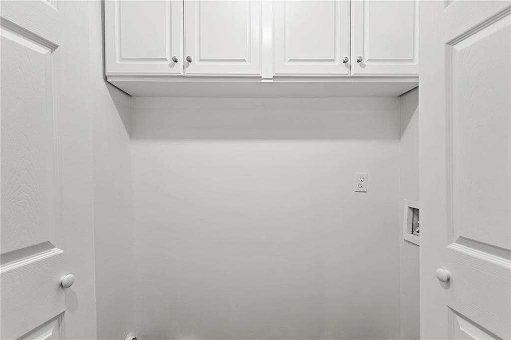 2 bedroom, 2 bathroom, 981 sq ft condominium for sale at 3655 Habersham Road B236, Atlanta, GA 30305 — photo 10