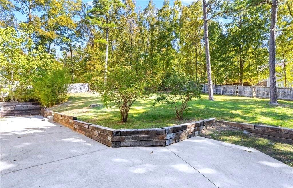 5 bedroom, 6 bathroom, 5,181 sq ft single family residence for sale at 224 Shadowood Drive, Calhoun, GA 30701 — photo 8
