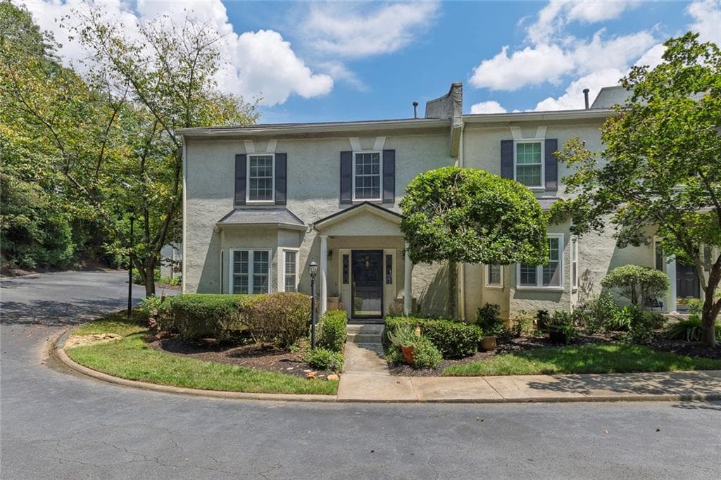 3 bedroom, 3 bathroom, 2,350 sq ft home for sale at 5996 Mitchell Road 21, Sandy Springs, GA