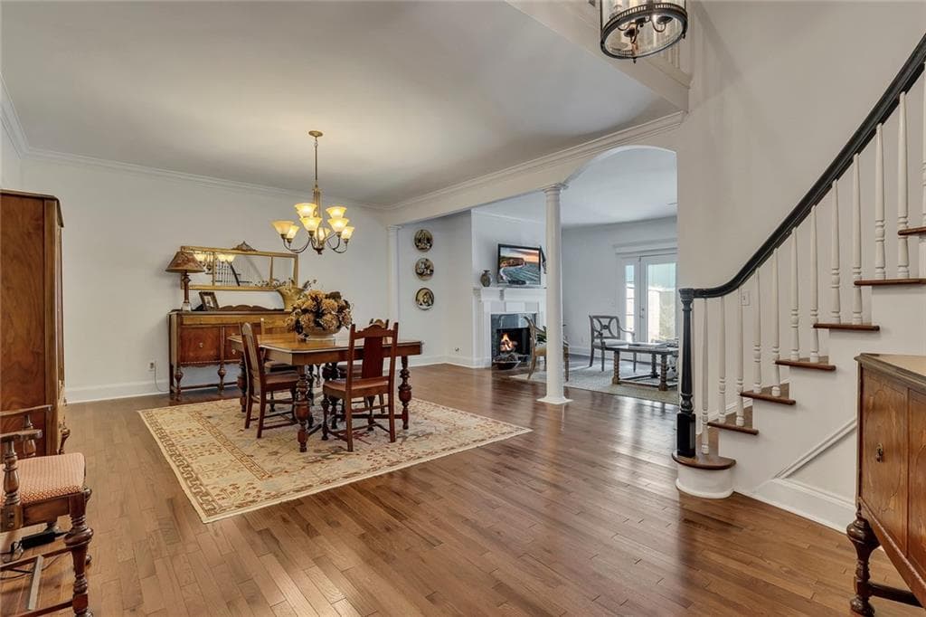 3 bedroom, 3 bathroom, 2,350 sq ft townhouse for sale at 5996 Mitchell Road 21, Sandy Springs, GA 30328 — photo 7