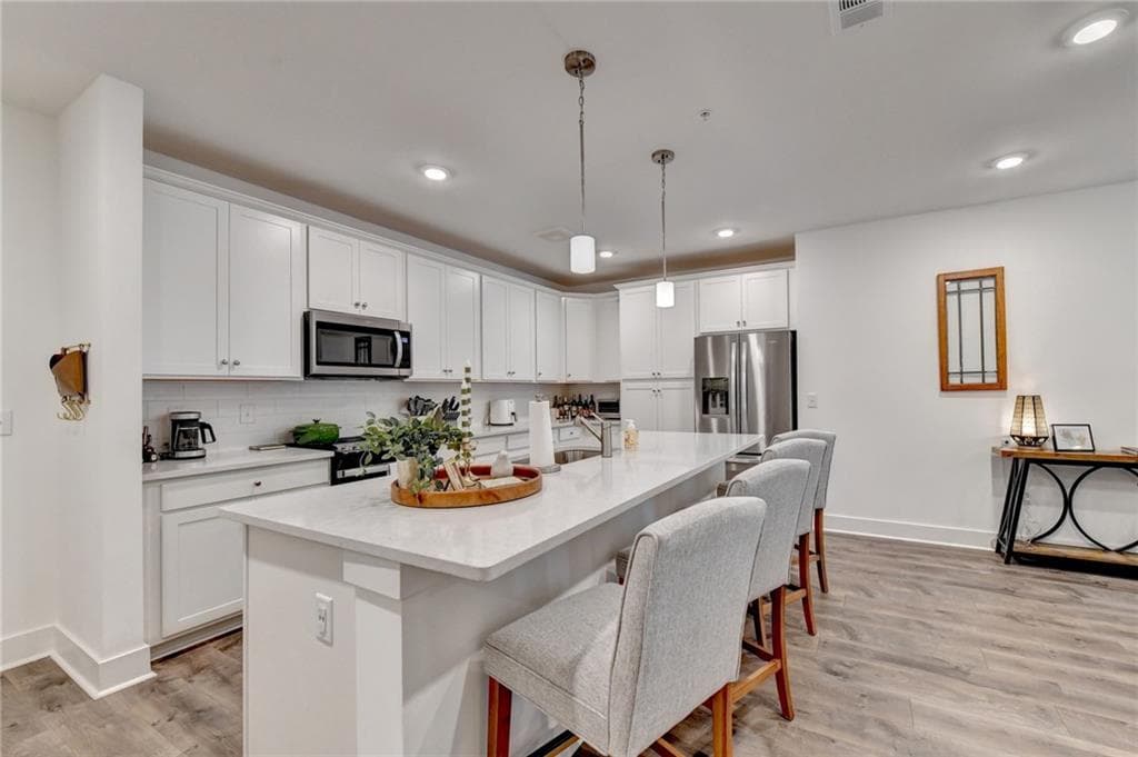 2 bedroom, 2 bathroom, 1,702 sq ft condominium for sale at 3342 Orwell Way 1208, Cumming, GA 30041 — photo 5