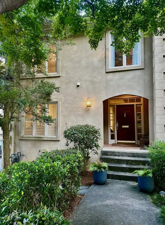 5 bedroom, 4 bathroom, 4,092 sq ft townhouse for sale at 34 28TH Street, Atlanta, GA 30309 — photo 1 of 38