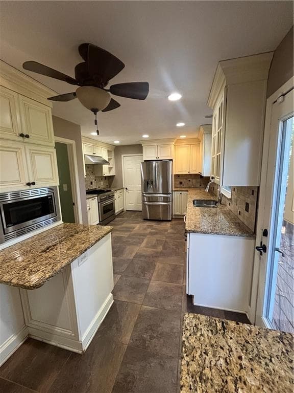 3 bedroom, 3 bathroom, 1,588 sq ft single family residence for rent at 382 Charleston Lane, Lawrenceville, GA 30046 for $2,200 a month — photo 5