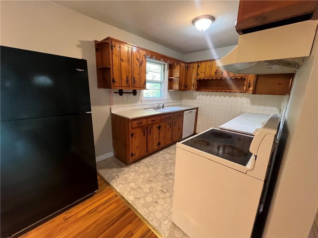 3 bedroom, 1 bathroom, 936 sq ft single family residence for rent at 1148 Center Street, Mableton, GA 30126 for $1,315 a month — photo 6