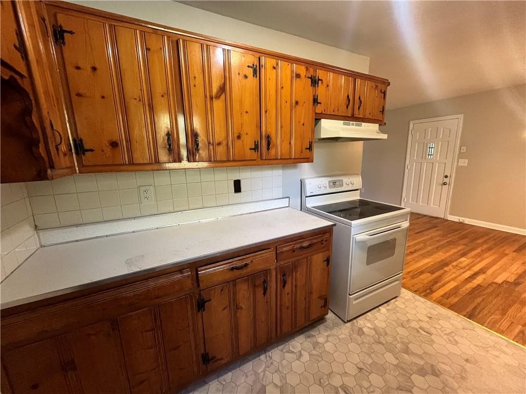 3 bedroom, 1 bathroom, 936 sq ft single family residence for rent at 1148 Center Street, Mableton, GA 30126 for $1,315 a month — photo 8