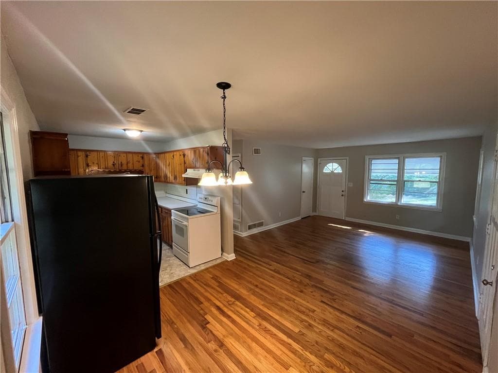 3 bedroom, 1 bathroom, 936 sq ft single family residence for rent at 1148 Center Street, Mableton, GA 30126 for $1,315 a month — photo 9