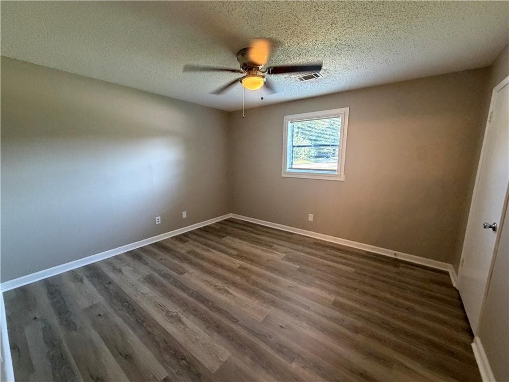 3 bedroom, 2 bathroom, 1,372 sq ft single family residence for rent at 4125 Annistown Road, Snellville, GA 30039 for $1,675 a month — photo 8