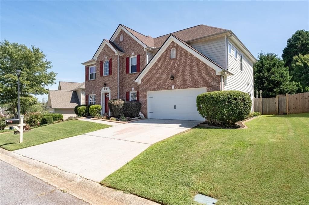 4 bedroom, 3 bathroom, 2,808 sq ft single family residence for sale at 2031 Dartmoth Way, Villa Rica, GA 30180 — photo 3