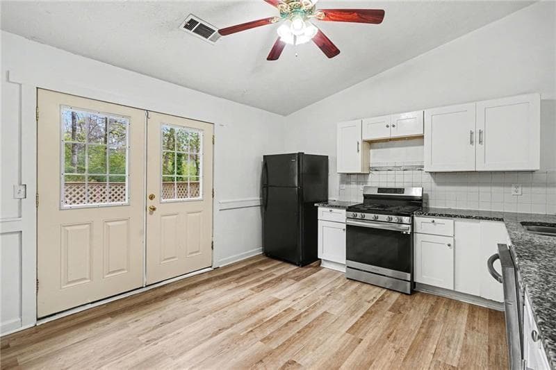 3 bedroom, 2 bathroom, 1,259 sq ft single family residence for sale at 400 Hemlock Dr., Lawrenceville, GA 30046 — photo 6