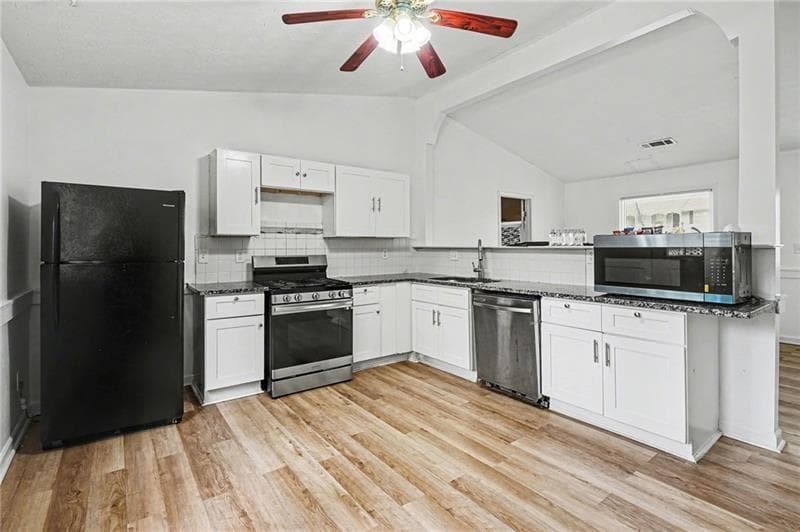 3 bedroom, 2 bathroom, 1,259 sq ft single family residence for sale at 400 Hemlock Dr., Lawrenceville, GA 30046 — photo 7