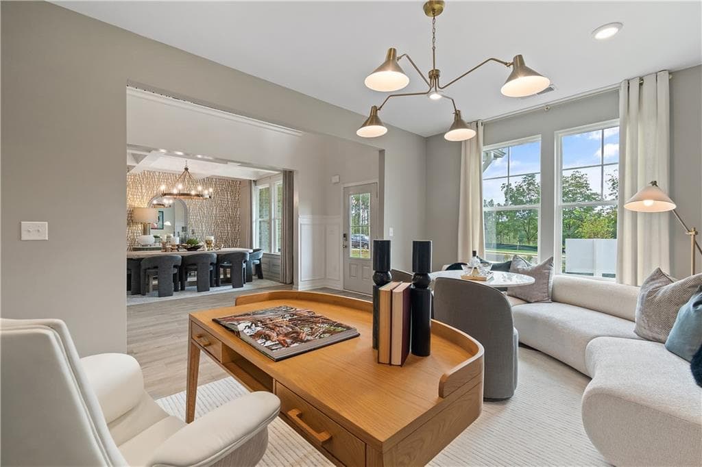 5 bedroom, 4 bathroom, 4,010 sq ft single family residence for sale at 2804 Niblick Green Loop, Snellville, GA 30039 — photo 6