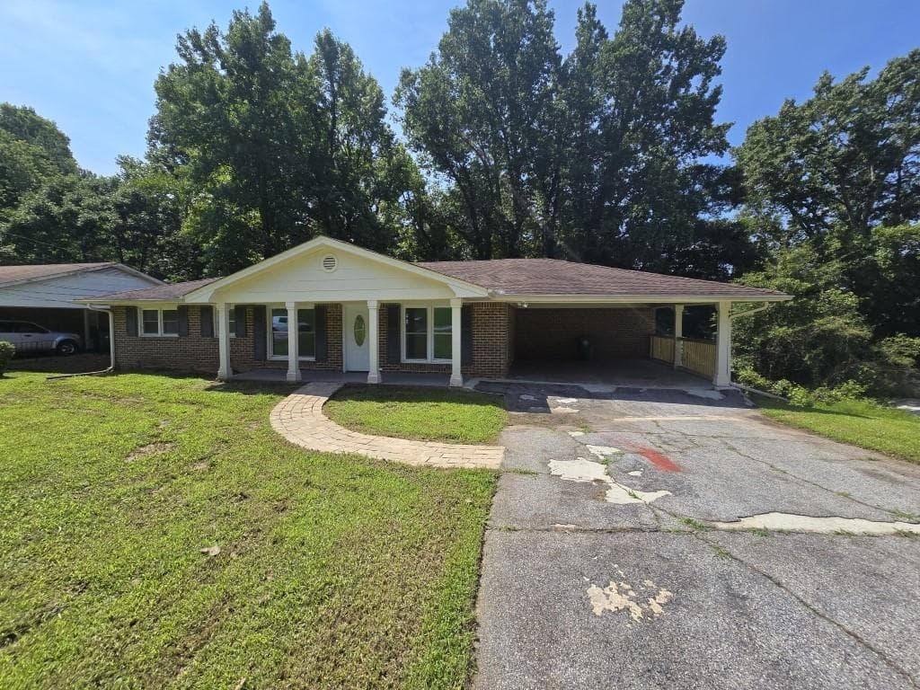 3 bedroom, 2 bathroom, 1,551 sq ft single family residence for sale at 1801 Caribaea Trail, Atlanta, GA 30316