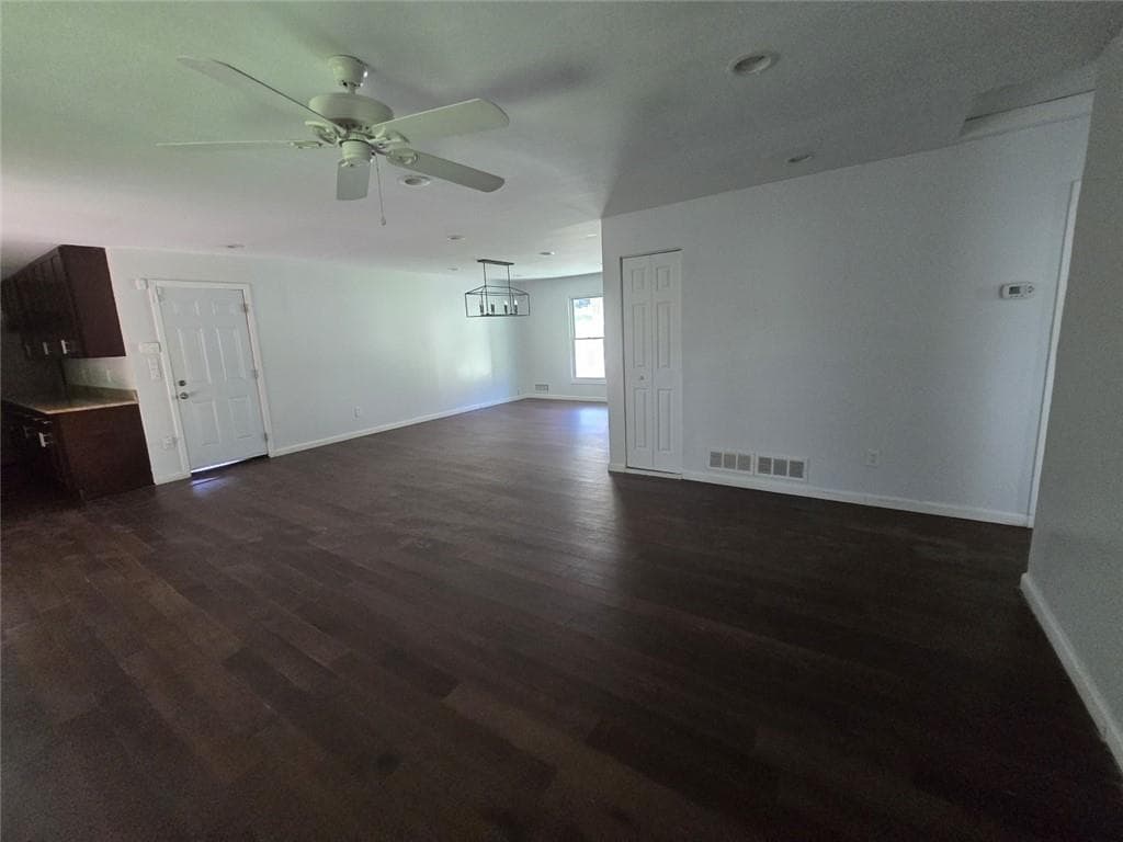 3 bedroom, 2 bathroom, 1,551 sq ft single family residence for sale at 1801 Caribaea Trail, Atlanta, GA 30316 — photo 7