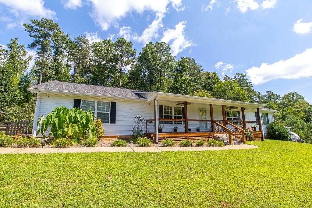 3 bedroom, 2 bathroom, 1,684 sq ft single family residence for sale at 2456 Highway 53, Dawsonville, GA 30534 — photo 5
