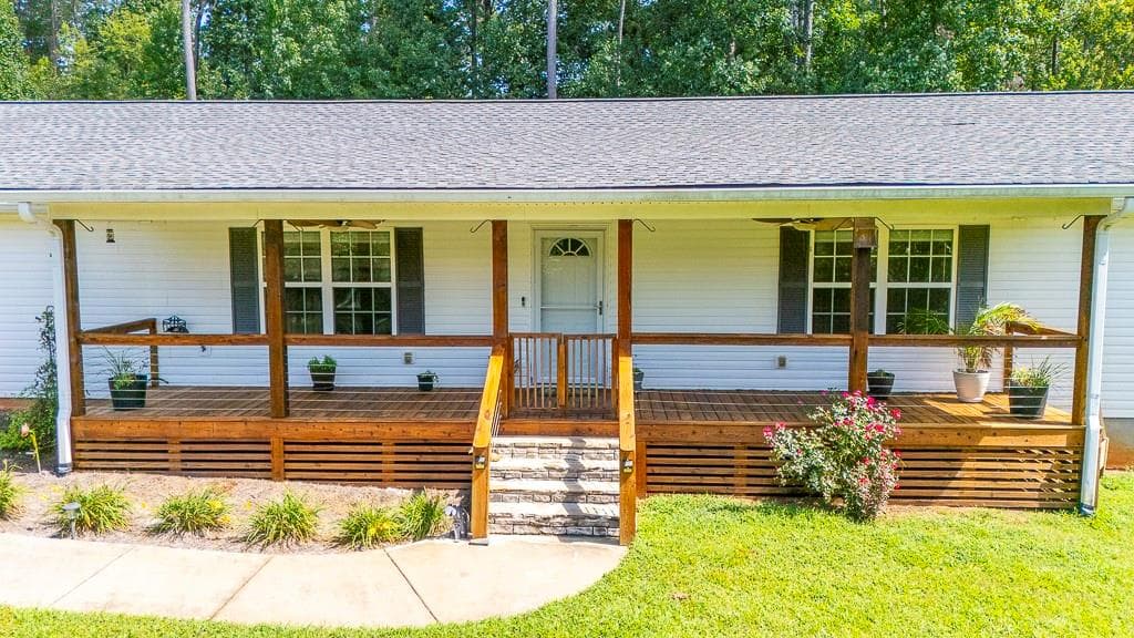 3 bedroom, 2 bathroom, 1,684 sq ft single family residence for sale at 2456 Highway 53, Dawsonville, GA 30534 — photo 3