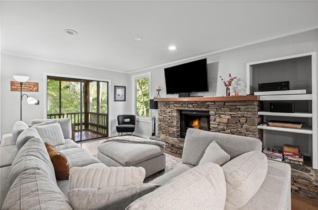 3 bedroom, 2 bathroom, 1,646 sq ft condominium under contract at 178 Sconti Ridge Drive 434, Jasper, GA 30143 — photo 4