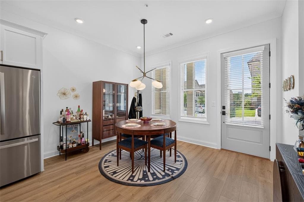 2 bedroom, 2 bathroom, 1,349 sq ft condominium for sale at 4958 Sudbrook Way, Peachtree Corners, GA 30092 — photo 3
