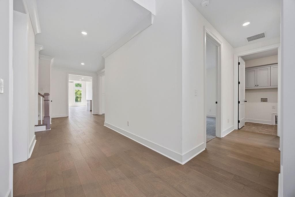 4 bedroom, 4 bathroom, 3,266 sq ft single family residence under contract at 2785 Marie Way, Cumming, GA 30028 — photo 2