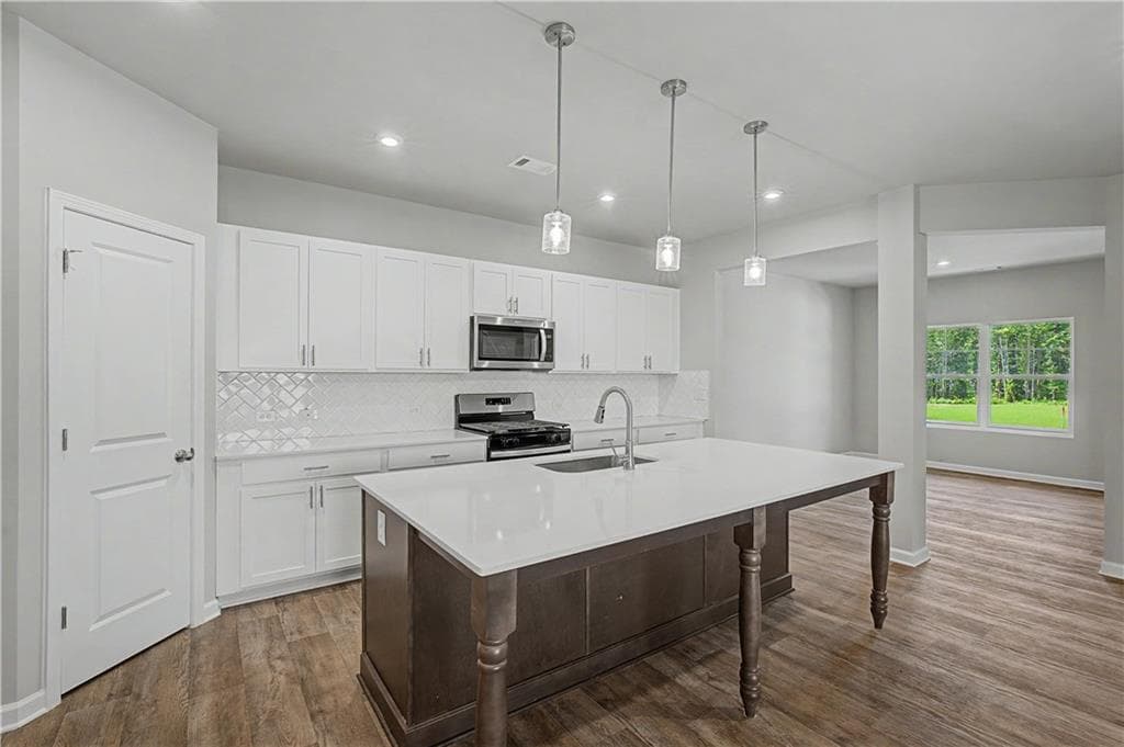 4 bedroom, 3 bathroom, 2,351 sq ft single family residence for sale at 107 Everwood Court, Dallas, GA 30132 — photo 6