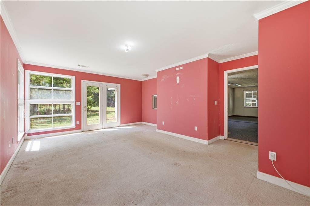 4 bedroom, 2 bathroom, 2,055 sq ft single family residence for sale at 4805 S Highway 27, Lindale, GA 30147 — photo 10