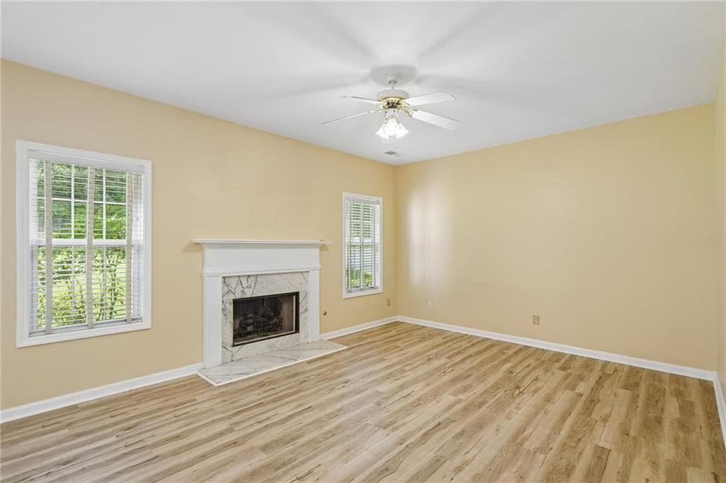 4 bedroom, 3 bathroom, 1,925 sq ft single family residence for sale at 382 SILVERTHORN, Marietta, GA 30064 — photo 7